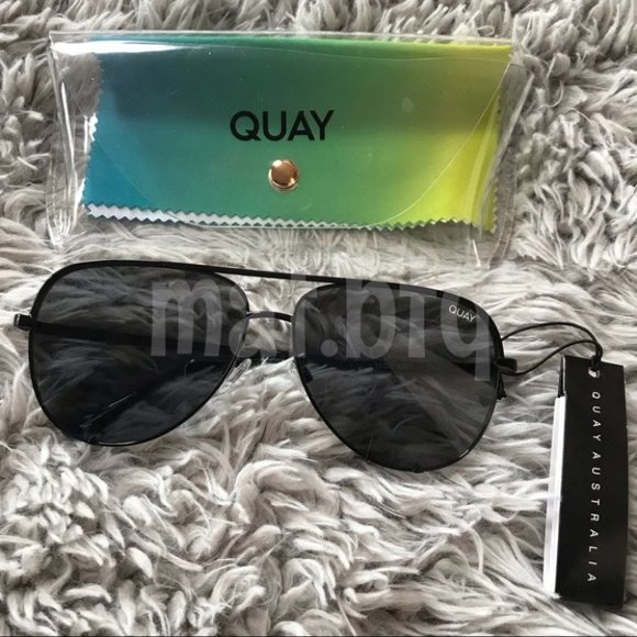 Quay Australia Desi Perkins High Key Black Smoke - Picture 2 of 7